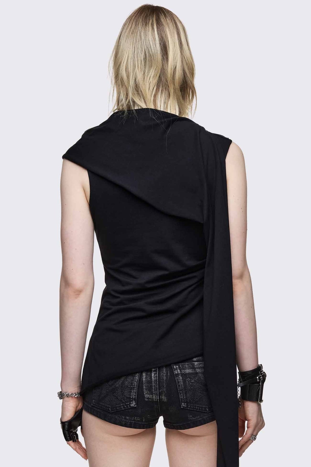 Axis Scarf Top | Minga London Customer Favorite