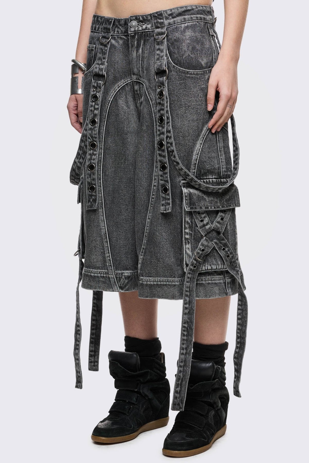 Trek Grey Washed Cargo Jorts | Minga London Popular