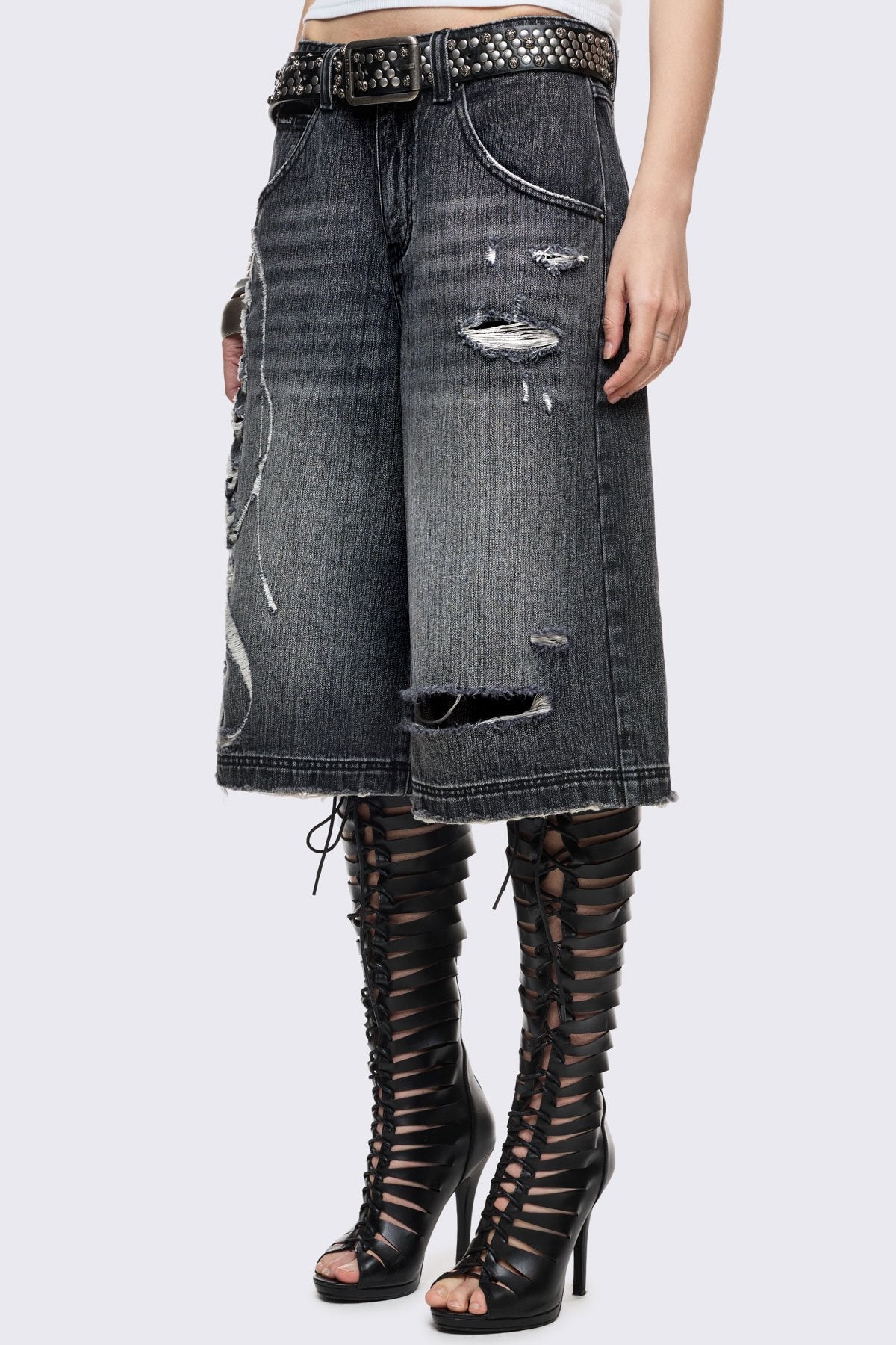 Fallen Distressed Jorts | Minga London Customer Favorite