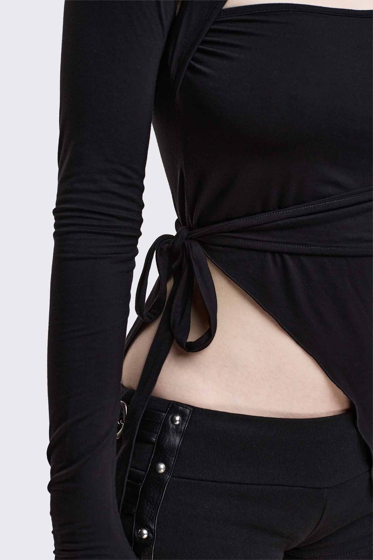 Continuum Hooded Top | Minga London Deals