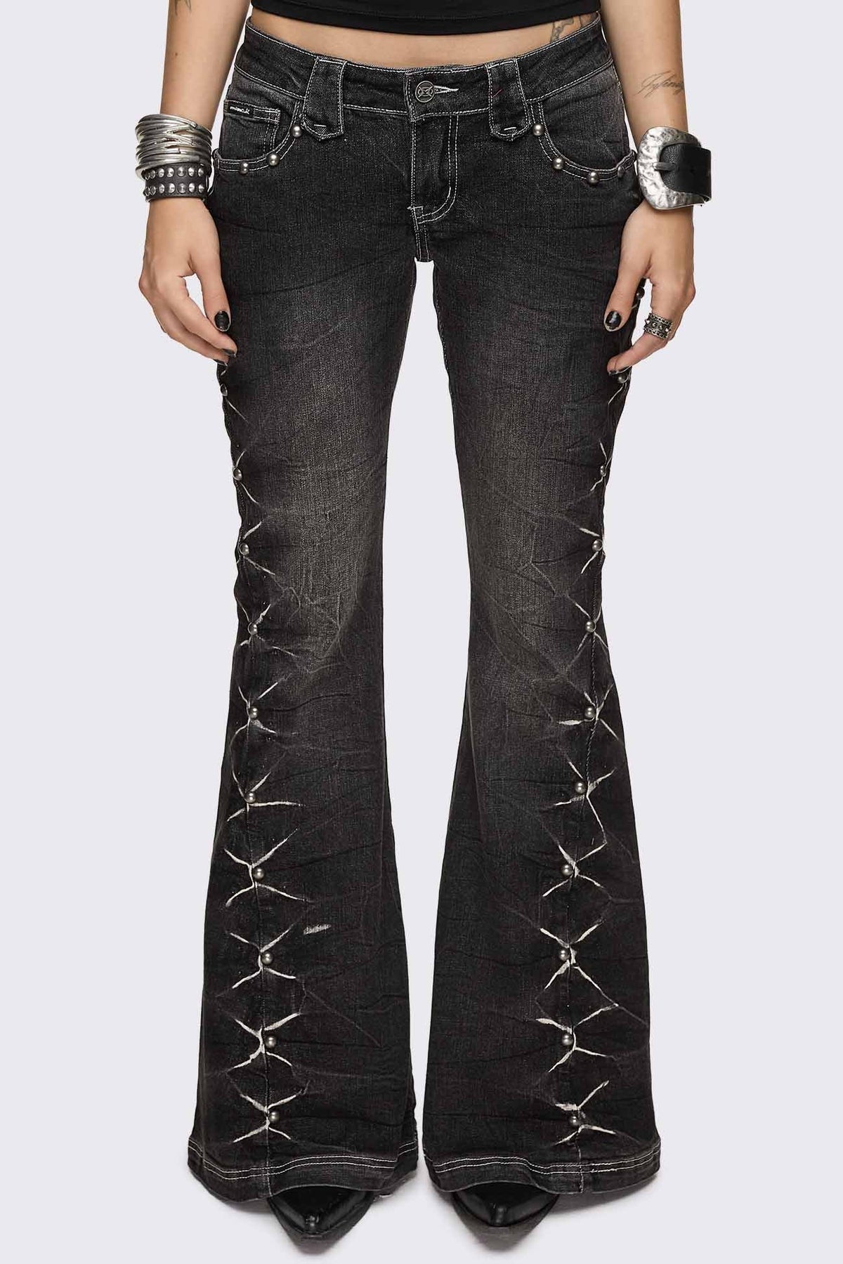Abigail Flared Jeans | Minga London Customer Favorite