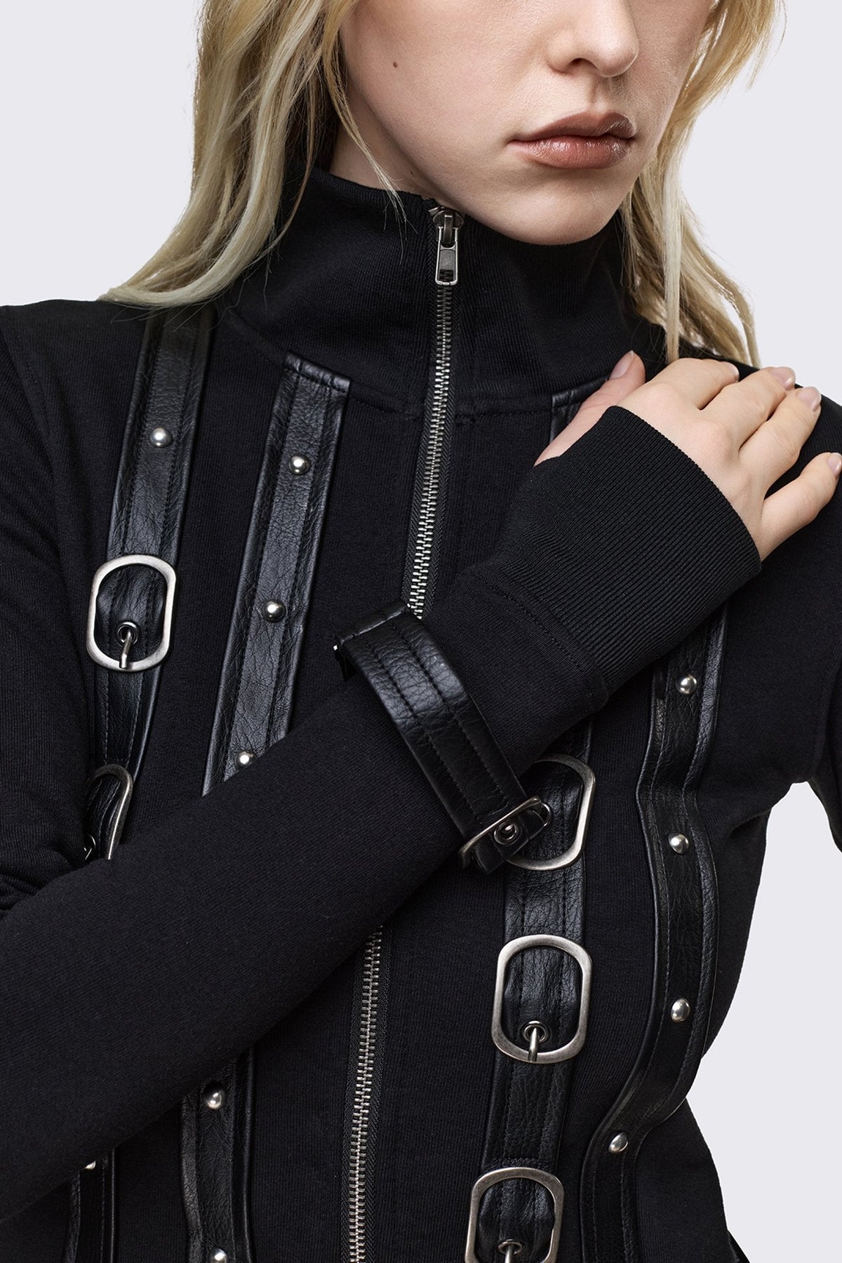 Resonance Funnel Neck Zip Up | Minga London Smart Buy