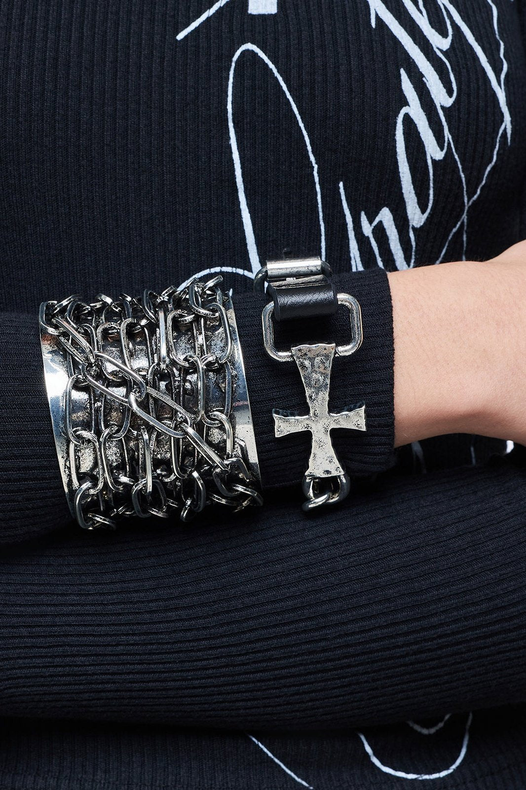 Chained Bracelet Set | Minga London Trending
