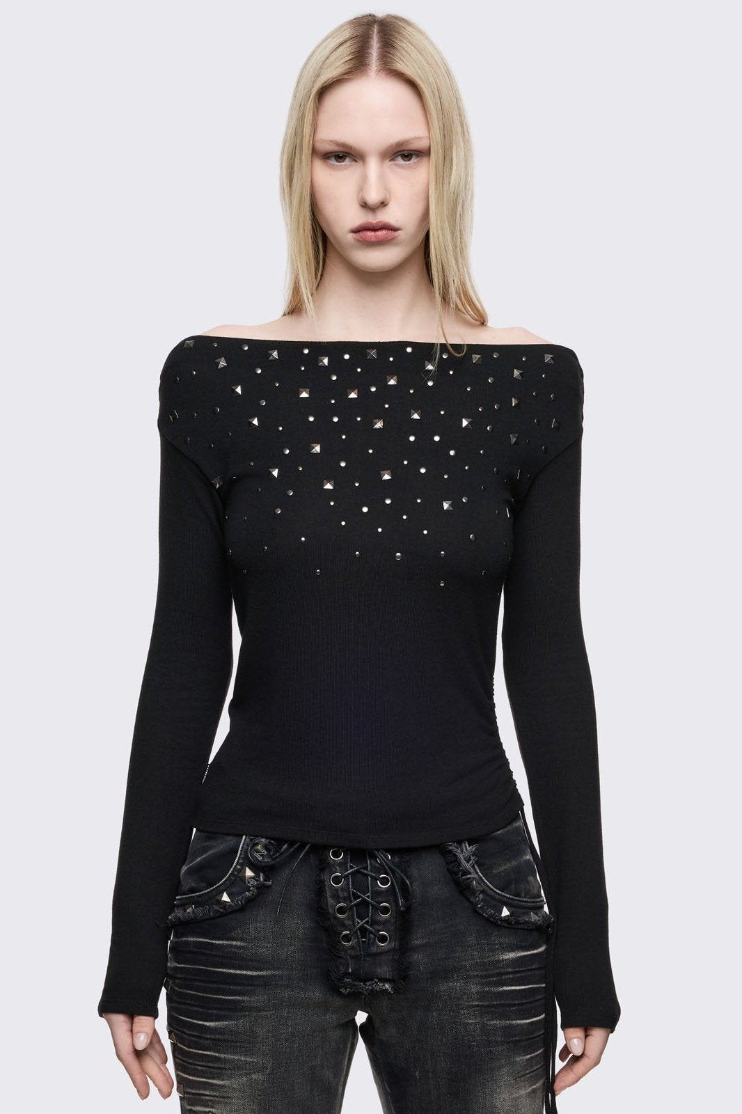 Maria Black Off-Shoulder Top | Minga London Customer Favorite